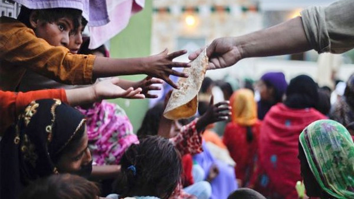 পাকিস্তানে ওষুধের হাহাকার, অস্ত্রোপচার হচ্ছে না হাসপাতালে